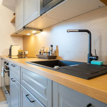 Dream - Brand New With Balcony & Free Parking *