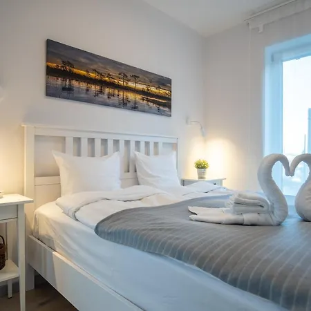 Dream - Brand New With Balcony & Free Parking * تالين